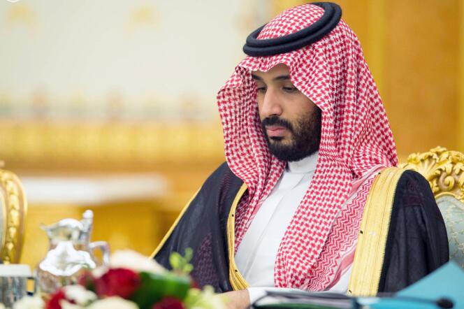 Le vice-prince héritier d'Arabie saoudite, Mohammed Ben Salman, lors de la présentation de son programme de réformes baptisé « Vision 2030 », à Riyad, lundi 25 avril.