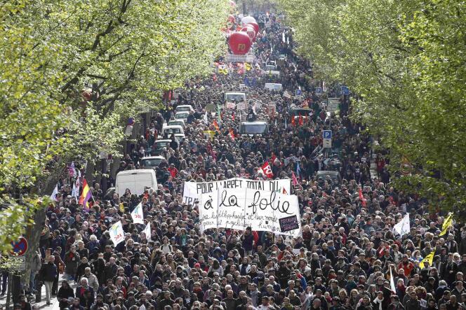 Manifestation contre la loi travail à Paris, le 28 avril.