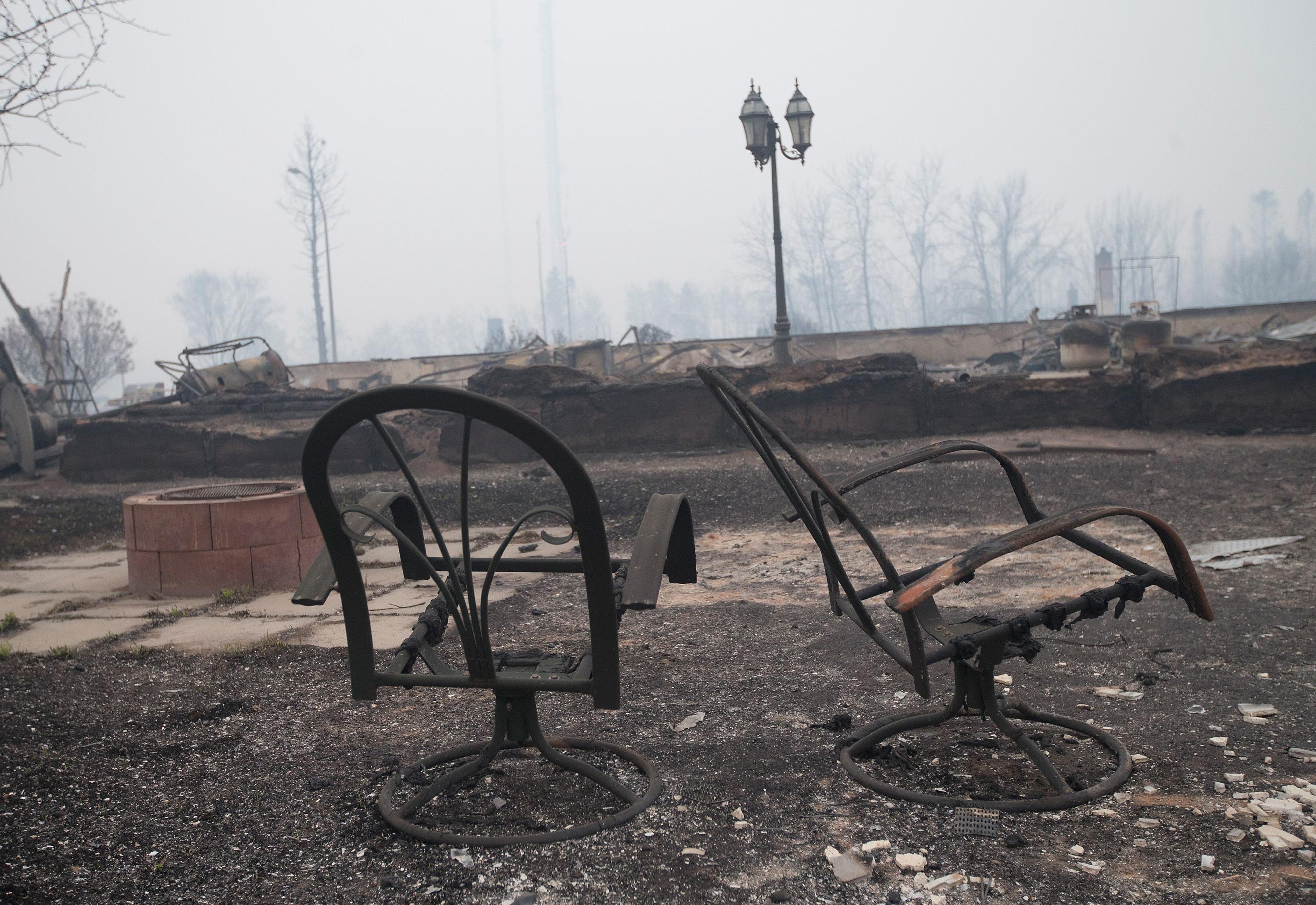 Canada les images apocalyptiques après le passage de l’incendie de