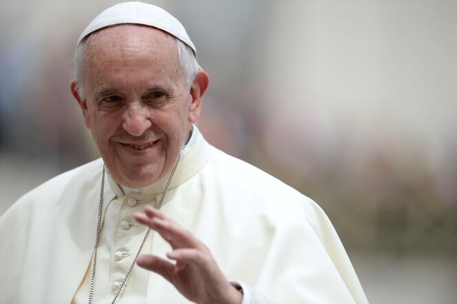 Le pape François le 11 mai 2016 au Vatican.