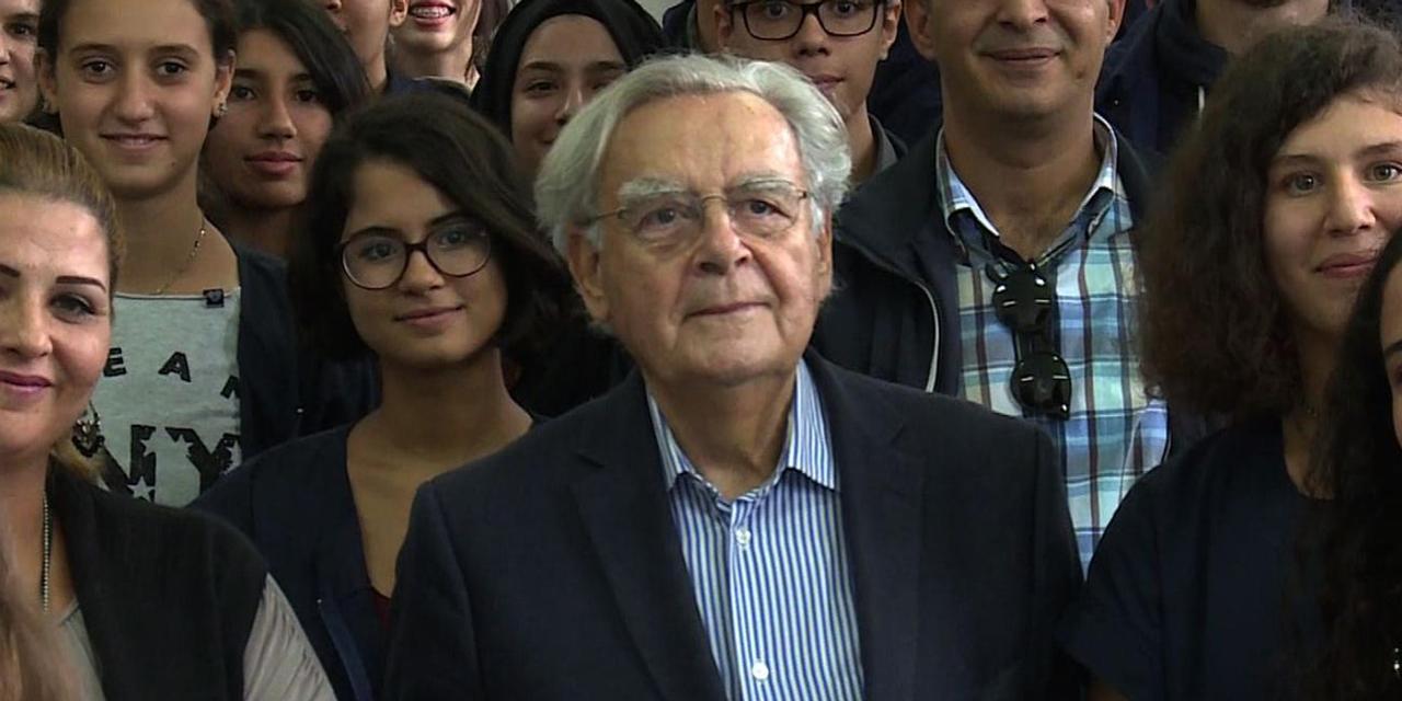 Bernard Pivot, bête de tweet