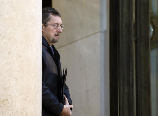 Le directeur général de la DGSE, Bernard Bajolet, au palais de l’Elysée, à Paris, à la sortie d’une réunion avec le président François Hollande, le 9 janvier 2015, deux jours après l’attaque contre « Charlie hebdo ».