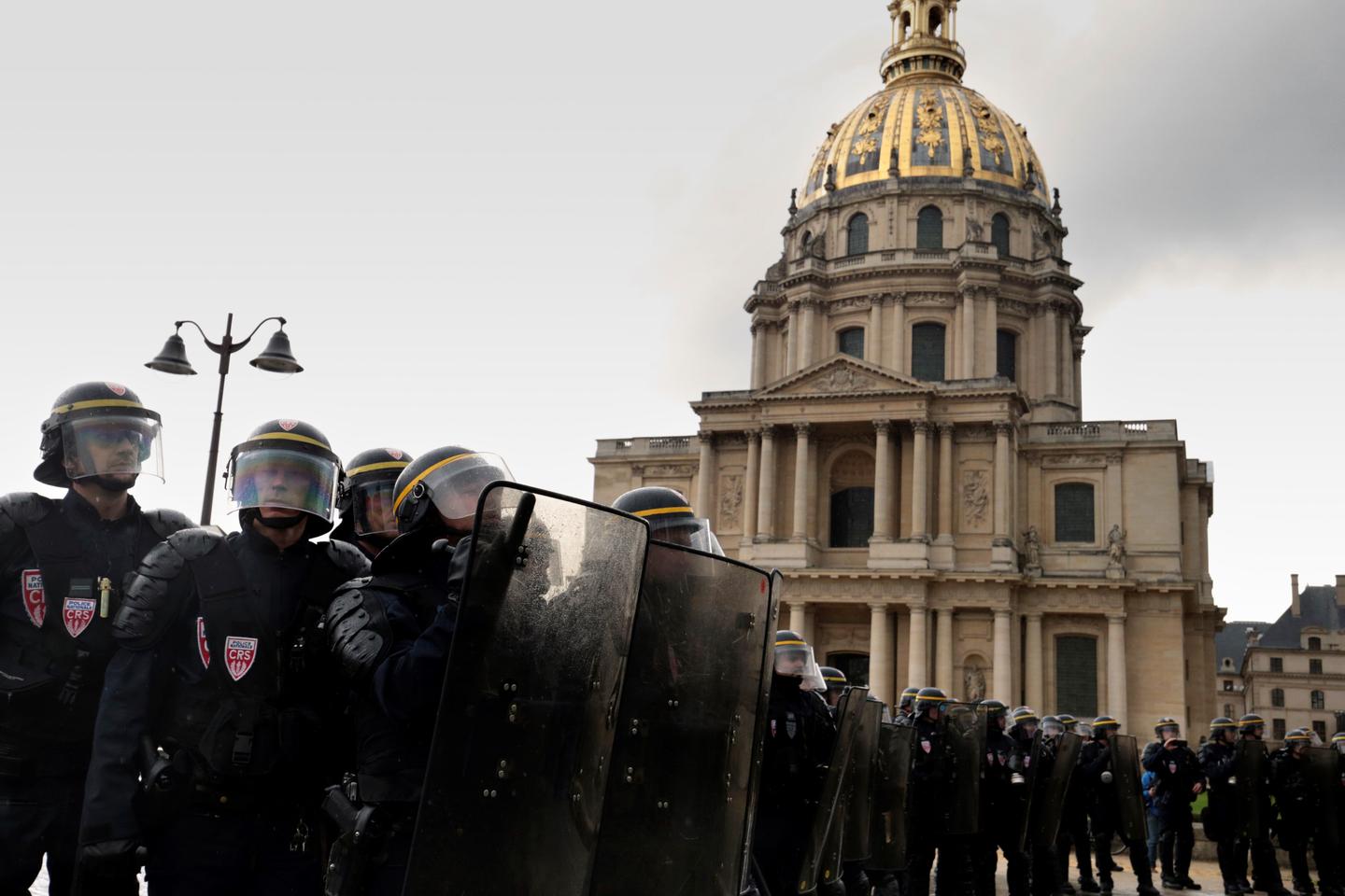 Manifestation des policiers : « Ce déchaînement de violence, on ne comprend pas »