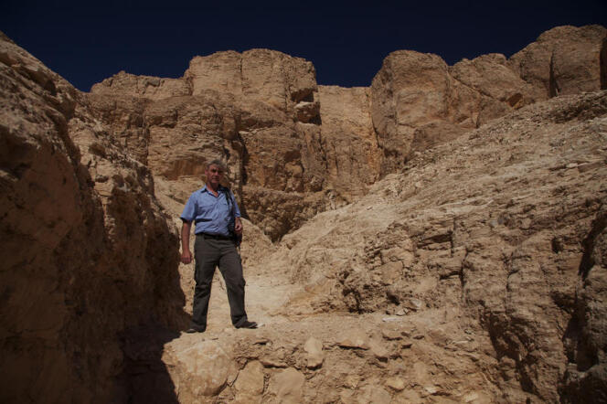 Le géologue Stephen Cross est aussi membre de la Société d’exploration de l’Egypte (Egypt Exploration Society).