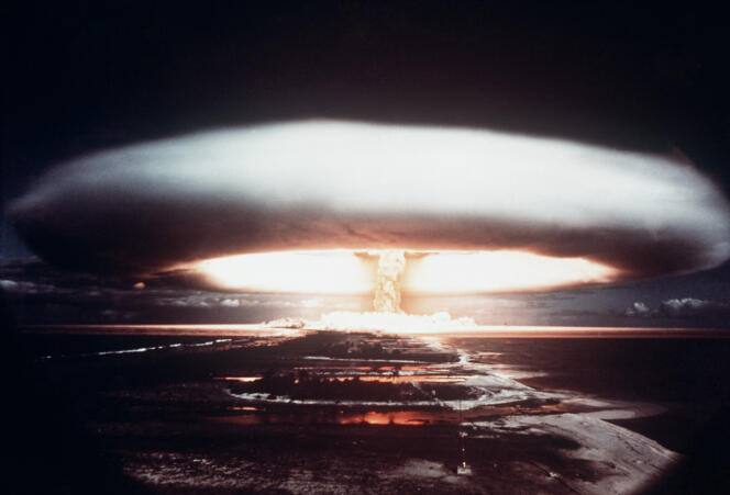 Explosion nucléaire dans l’atoll français de Mururoa, dans le Pacifique sud, en 1971.