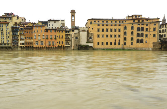 Les vieille maisons florentines le long de l’Arno servaient au commerce.