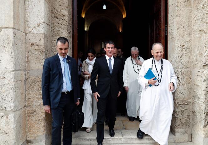 Manuel Valls dans la vieille ville de Jérusalem, le 23 mai.
