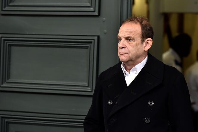 Le photographe Francois-Marie Banier, à la sortie de la cour d’appel de Bordeaux le 23 mai.