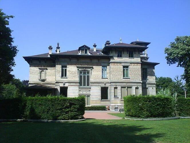 La Villa Gillet, à Lyon, dans le parc de la Ceriseraie, institution culturelle qui s’intéresse à toutes les formes de la culture.