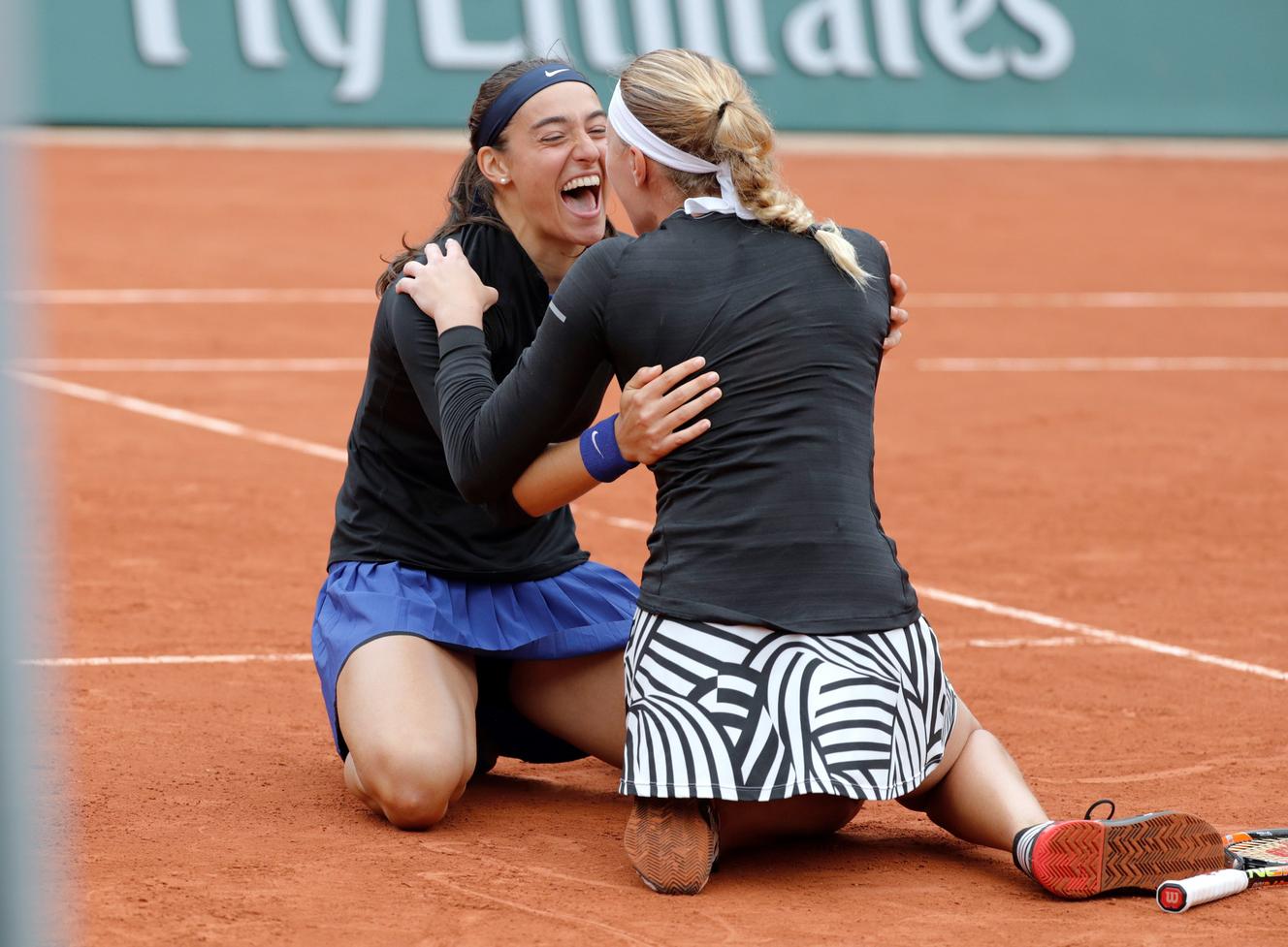 RolandGarros les Françaises remportent le double dames