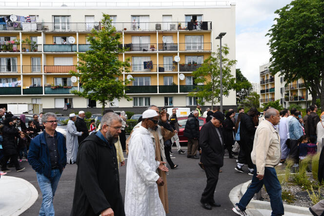 Marche à Mantes-la-Jolie, dimanche 19 juin, à l'appel du collectif des mosquées du Mantois, à la mémoire des deux policiers assassinés à Magnanville.