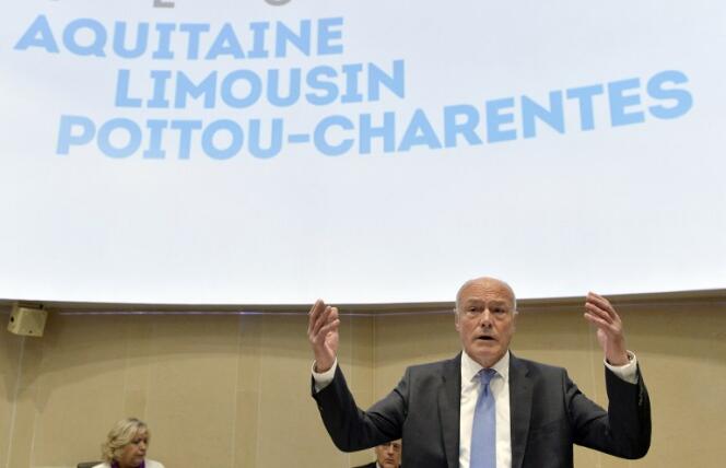 Le président de la région Aquitaine Limousin Poitou-Charente, Alain Rousset, au conseil régional.