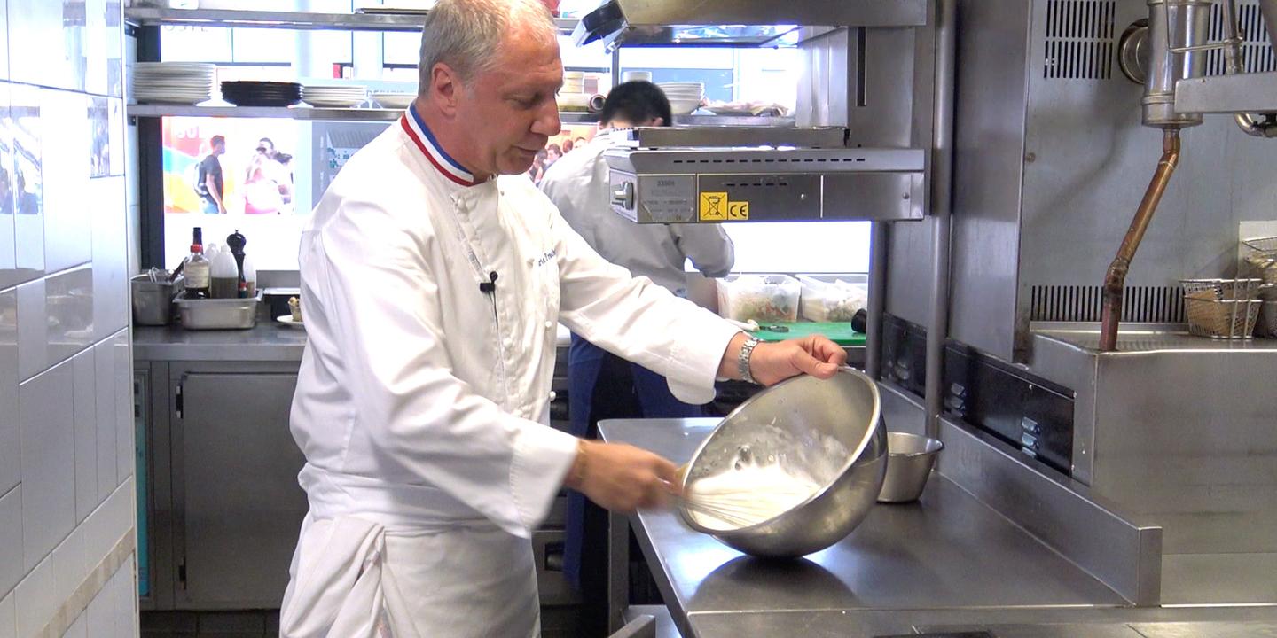 Comment Réussir Ses Blancs En Neige Fermes Astuce De Chef Comment Reussir A Monter A La Main Ses Blancs En Neige