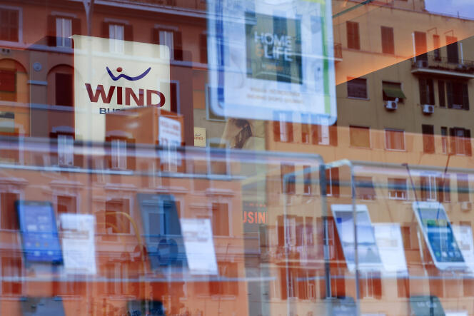 Une boutique Wind Telecom à Rome.