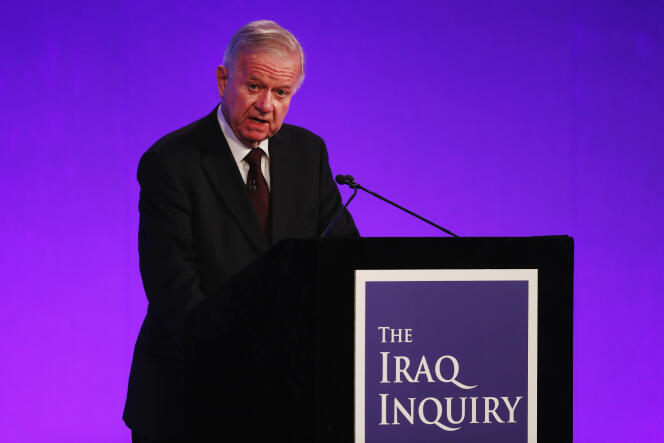 John Chilcot présentant le rapport de la commission mise en place il y a sept ans pour enquêter sur l’intervention britannique en Irak.