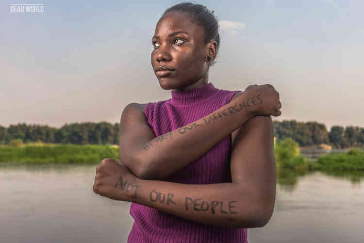 Ludia Mukhtar, à Juba : « Enterrons nos différences, pas notre peuple ».