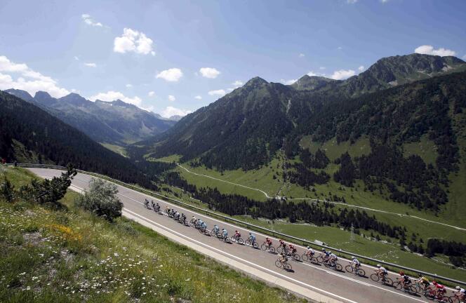 Lors de la 9e étape du Tour de France, entre Veilha Val d’Aran et Andorre Arcalis, dimanche 10 juillet.