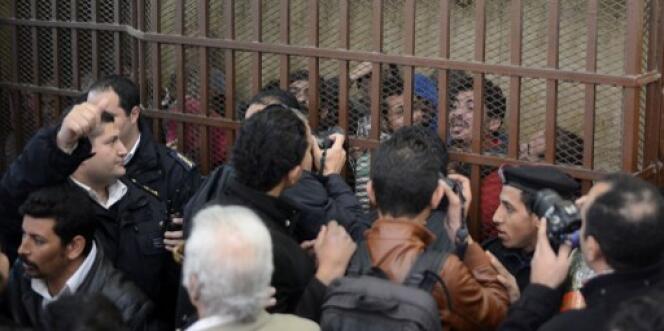 Le 12 janvier 2015, 26 hommes accusés de « débauche » ont été acquittés au Caire.