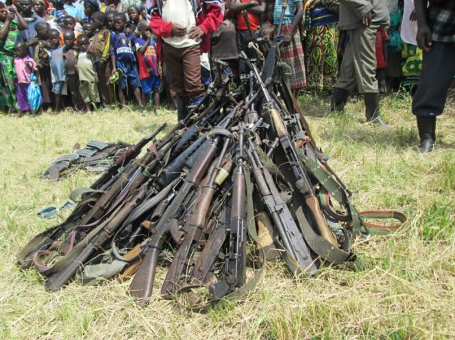 Des armes récupérées à Kateku, dans le Nord-Kivu, en 2014.
