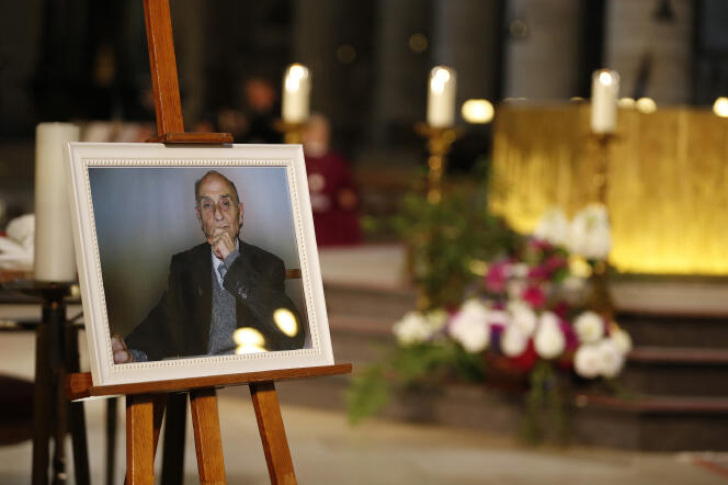 Une photo de Jacques Hamel, lors de ses obsèques dans la cathédrale de Rouen, mardi 2 août.