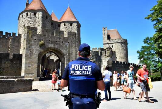 Policier municipal, à Carcassonne (Aude), en 2016.