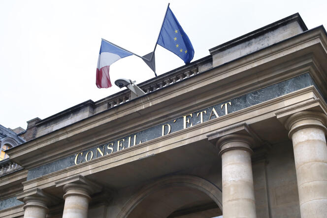 Devant le Conseil d’Etat, à Paris, le 9 janvier 2014.