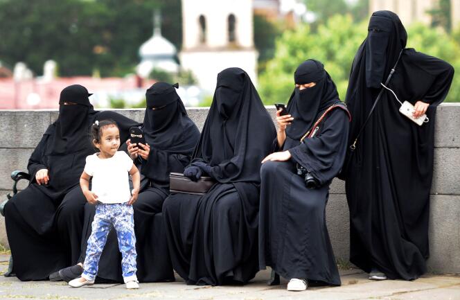 Femmes portant le niqab à Tbilissi, en Géorgie, le 16 août.