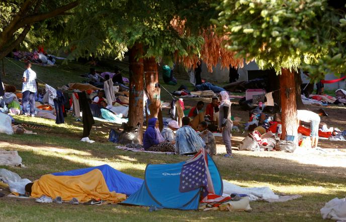 A Côme Limpasse Pour Les Migrants Refoulés Par La Suisse - 