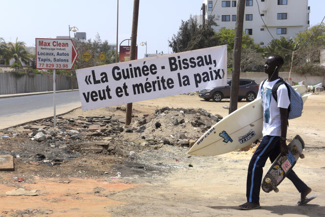 A Dakar, durant le 49e sommet de la Cédéao, le 4 juin 2016.