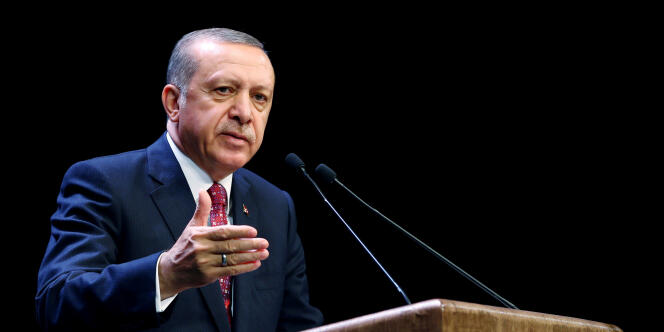 « Pour la Cour de cassation grecque, il est presque impossible de décider de l’extradition des huit militaires vers la Turquie, pays sous la menace du rétablissement de la peine de mort » (Photo: le président turc Tayyip Erdogan).