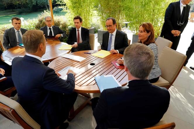 En avril dernier, le président François Hollande affirmait que la France deviendrait le premier pays au monde à émetre des obligations vertes.