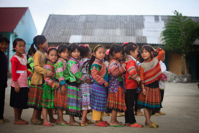 L’accès des filles à l’école doit rester une priorité, ici, à Lao Cai, au Vietnam, en septembre 2013.