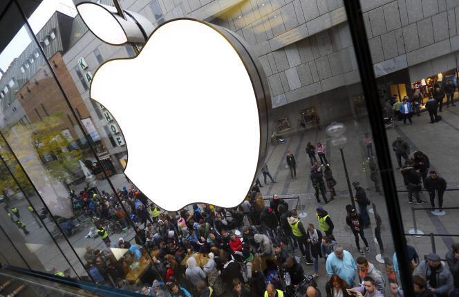 L’administration fiscale française aurait adressé à Apple une amende de 400 millions d’euros.
