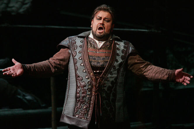 Le ténor sud-africain Johan Botha dans le rôle de Calaf lors d’une répétition de l’opéra de Giacomo Puccini, « Turandot » au Metropolitan Opera de New York, en décembre 2004.