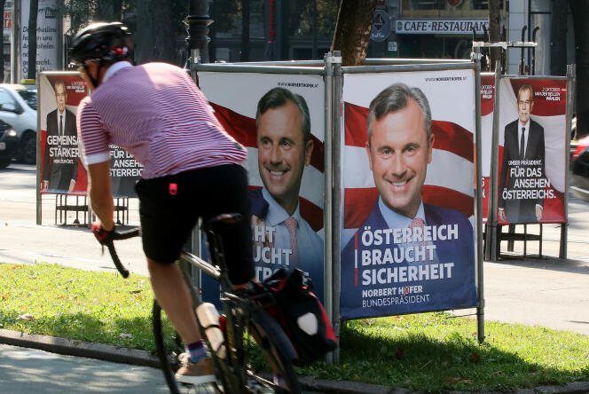 Panneaux électoraux dans les rue de Vienne lundi 12 septembre.