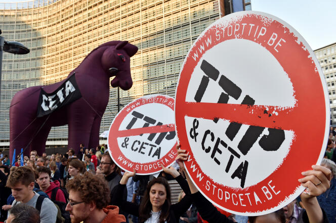Manifestation contre le TTIP et le CETA, le 20 septembre à Bruxelles.