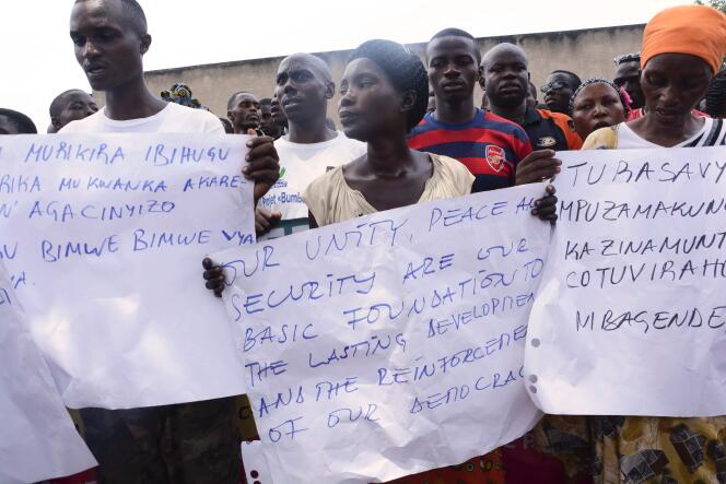 Manifestation contre l’Union européenne et la Cour pénale internationale à Bujumbura le 8 octobre 2016.