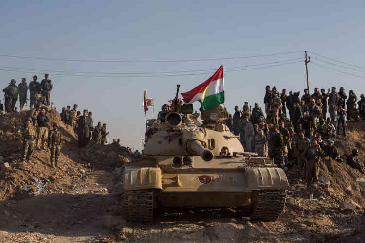 Au tour des tanks d'arriver en territoire tenu par Daesh.