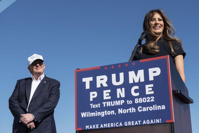 Melania Trump a introduit son mari Donald Trump à l’aéroport international de Wilmington en Caroline du Nord, le 5 novembre.