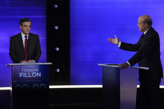 François Fillon et Alain Juppé, le 24 novembre, pendant le débat d’entre-deux-tours de la primaire de la droite.