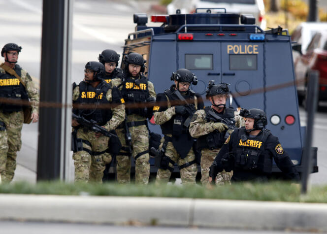 Les forces de l’ordre intervenant dans le campus de l’Ohio State University lors de l’attaque, à Columbus, le 28 novembre 2016.
