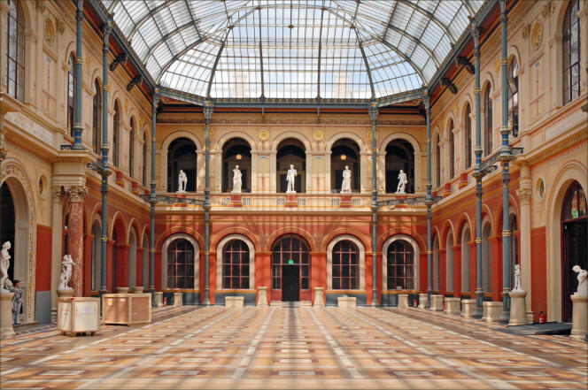 La cour du palais des études de l’Ecole des beaux-arts, à Paris.