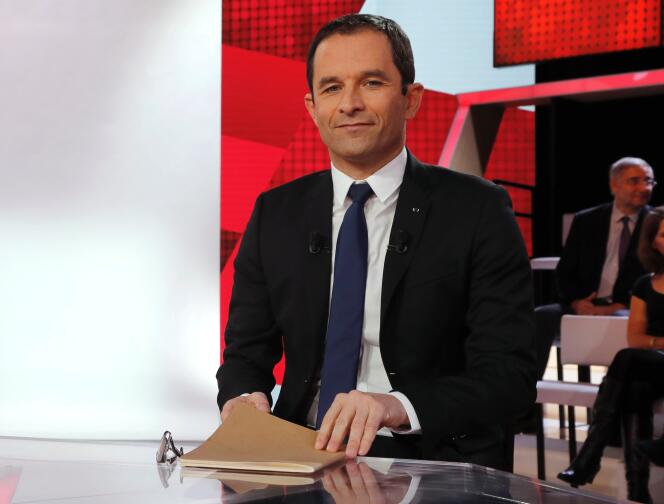 Benoît Hamon sur le plateau de « L’émission politique » sur France 2, jeudi 8 décembre.