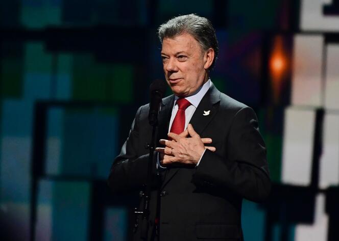 Le président de Colombie, Juan Manuel Santos, s’exprime lors du concert du prix Nobel de la paix, le 11 décembre, à Oslo.
