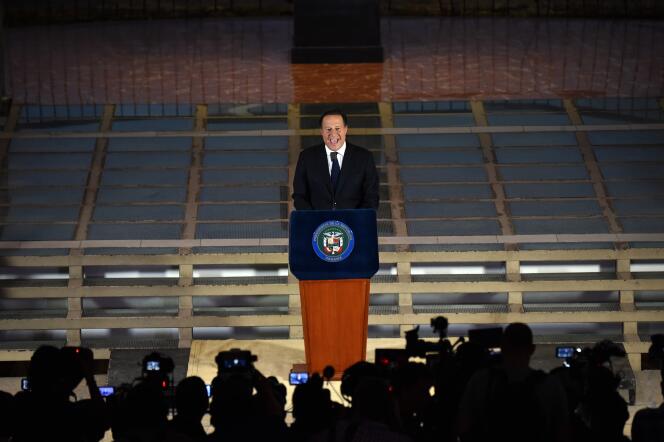 Le président panaméen Juan Carlos Varela s’exprime au palais Bolivar de Panama City après les Panama Papers, le 6 avril.