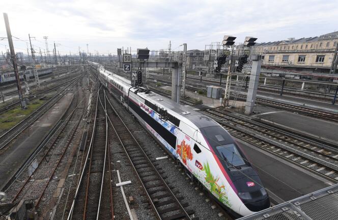L'Oceane, le nouveau TGV reliant Paris à Bordeaux, le 11 décembre.
