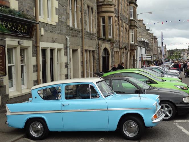 La Ford Anglia, ensorcelée par Harry Potter