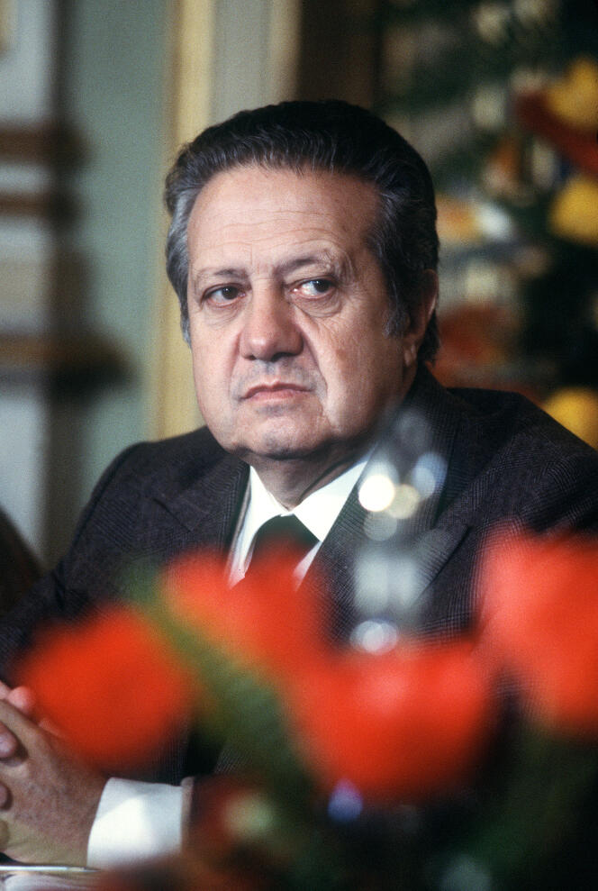 Mario Soares, premier ministre, le 19 janvier 1984, lors d’une visite officielle à Paris.