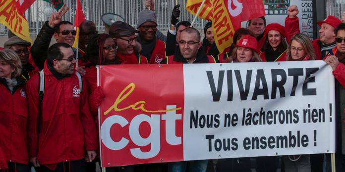 Naf Naf Groupe Vivarte Suppressions De Postes Chez Vivarte Mediaclip