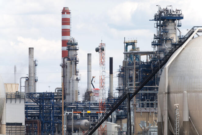 La raffinerie Suncor à Edmonton, en Alberta, le 17 juin 2015